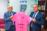 EL BESOCCER CD UMA ANTEQUERA SE SUMA A LA LUCHA CONTRA EL CÁNCER DE MAMA