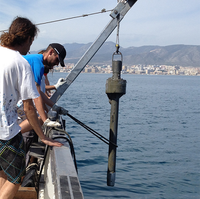 Investigadores estudian los fondos marinos del Guadalhorce con equipos de alta resolución