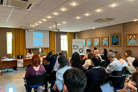 Un instante del encuentro en la Facultad de Filosofía y Letras