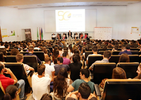 Acto de bienvenida a los alumnos de nuevo ingreso en la Facultad de Económicas