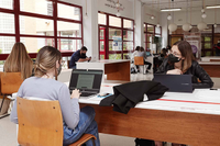 Estudiantes, en un centro de la UMA