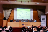 Un instante de la presentación del libro en el Rectorado